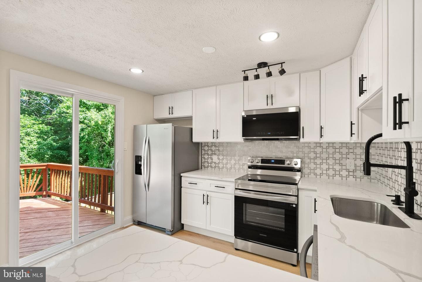 8085 Steeple Chase Court photo 8