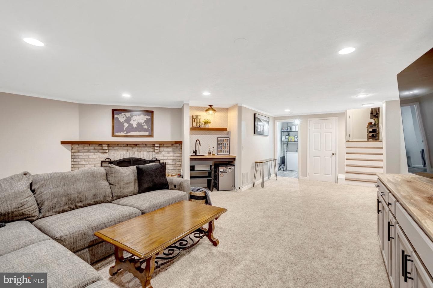5968 Clerkenwell Court photo 60