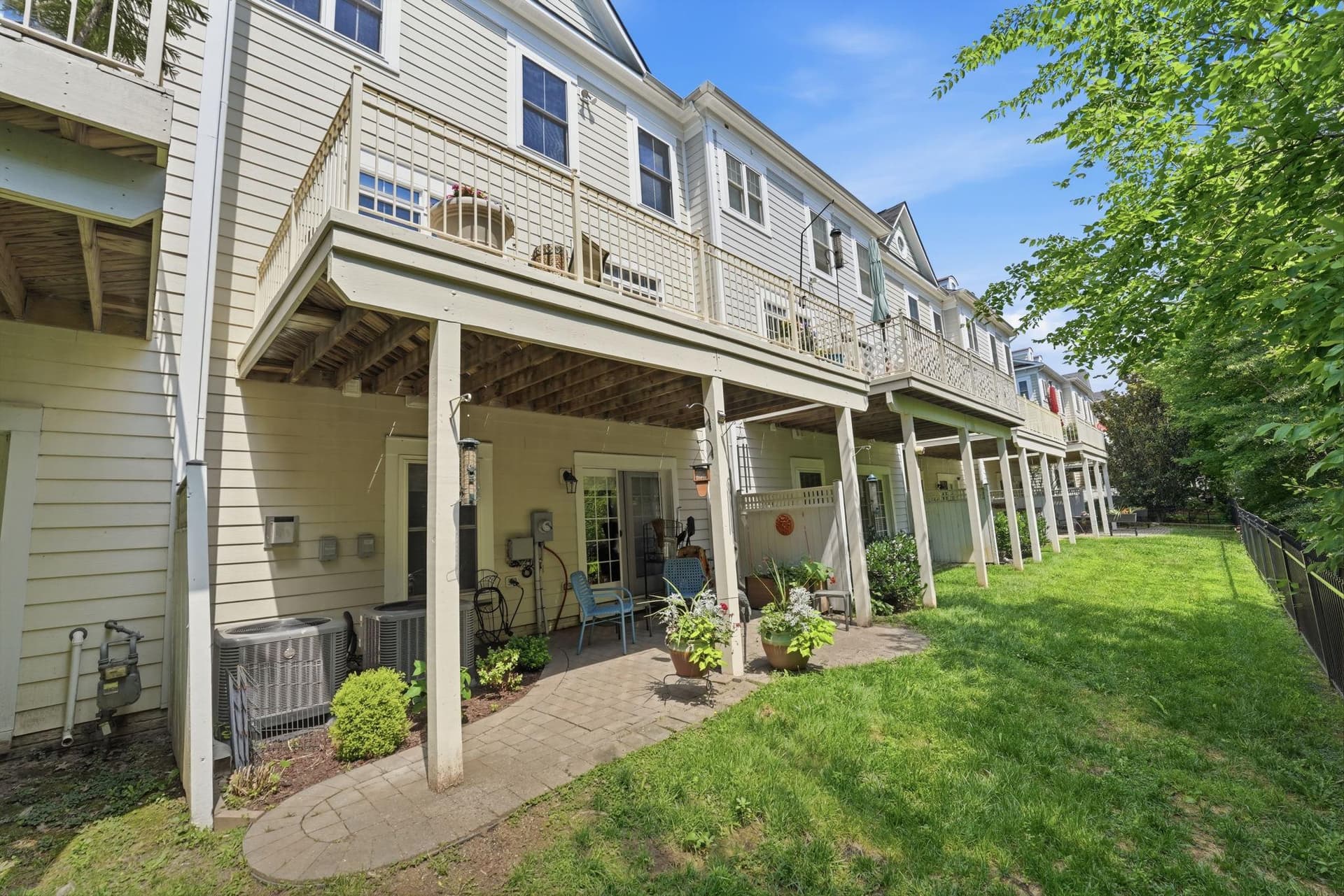 508 Hollingsworth Terrace photo 44