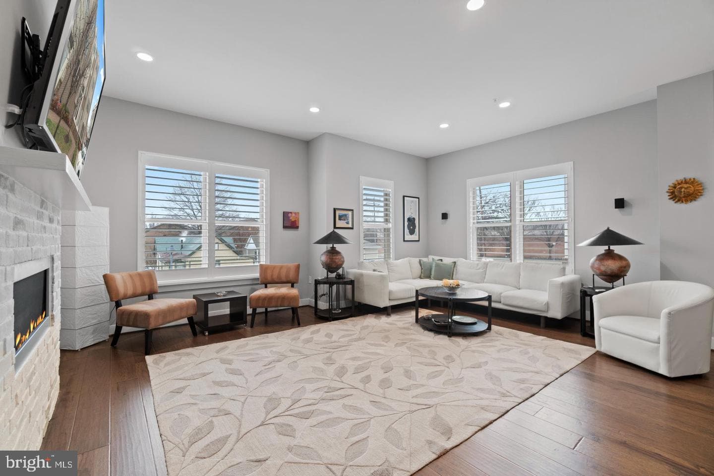 113 Dyer Ct. photo 19