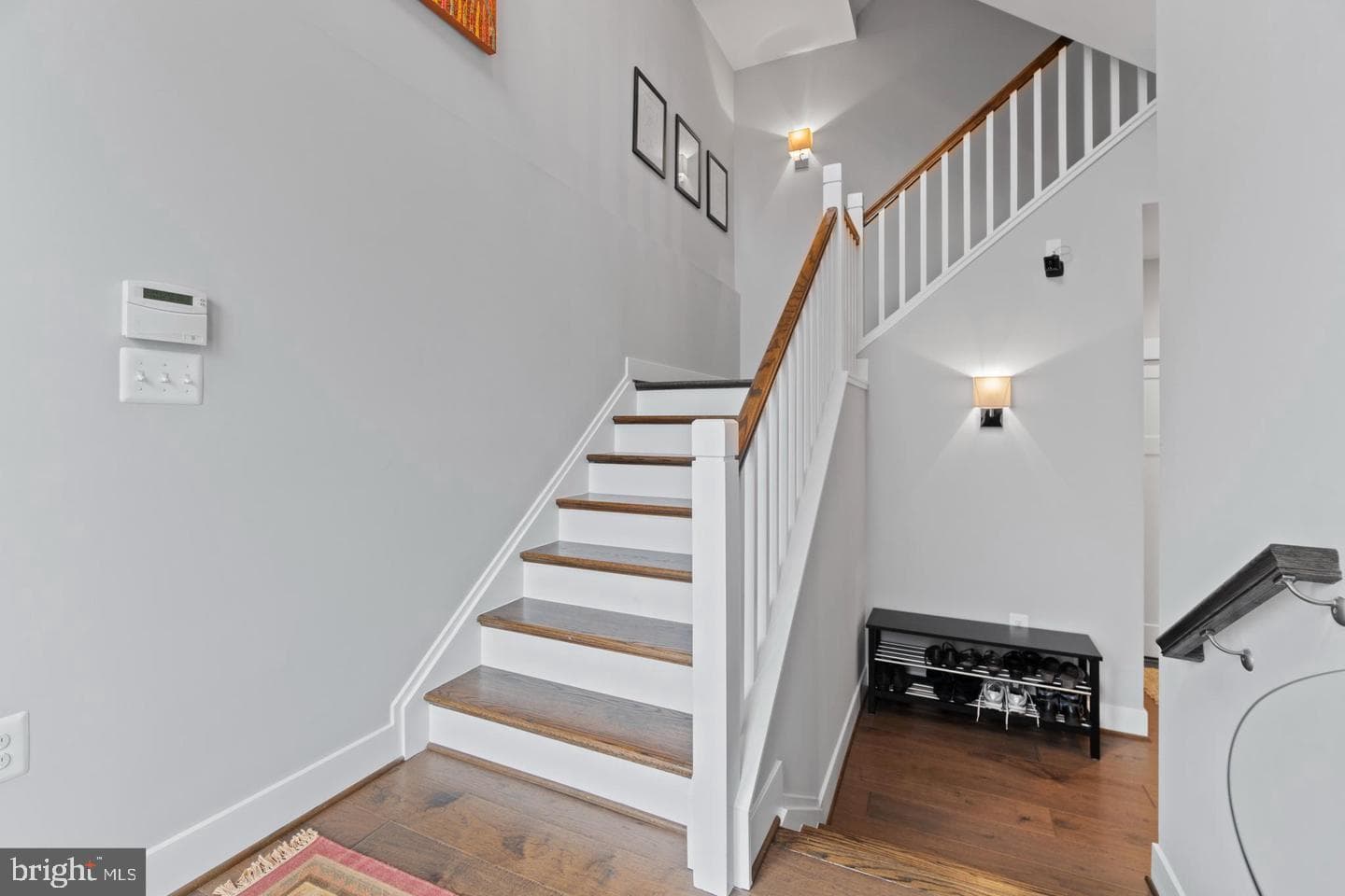 113 Dyer Ct. photo 9