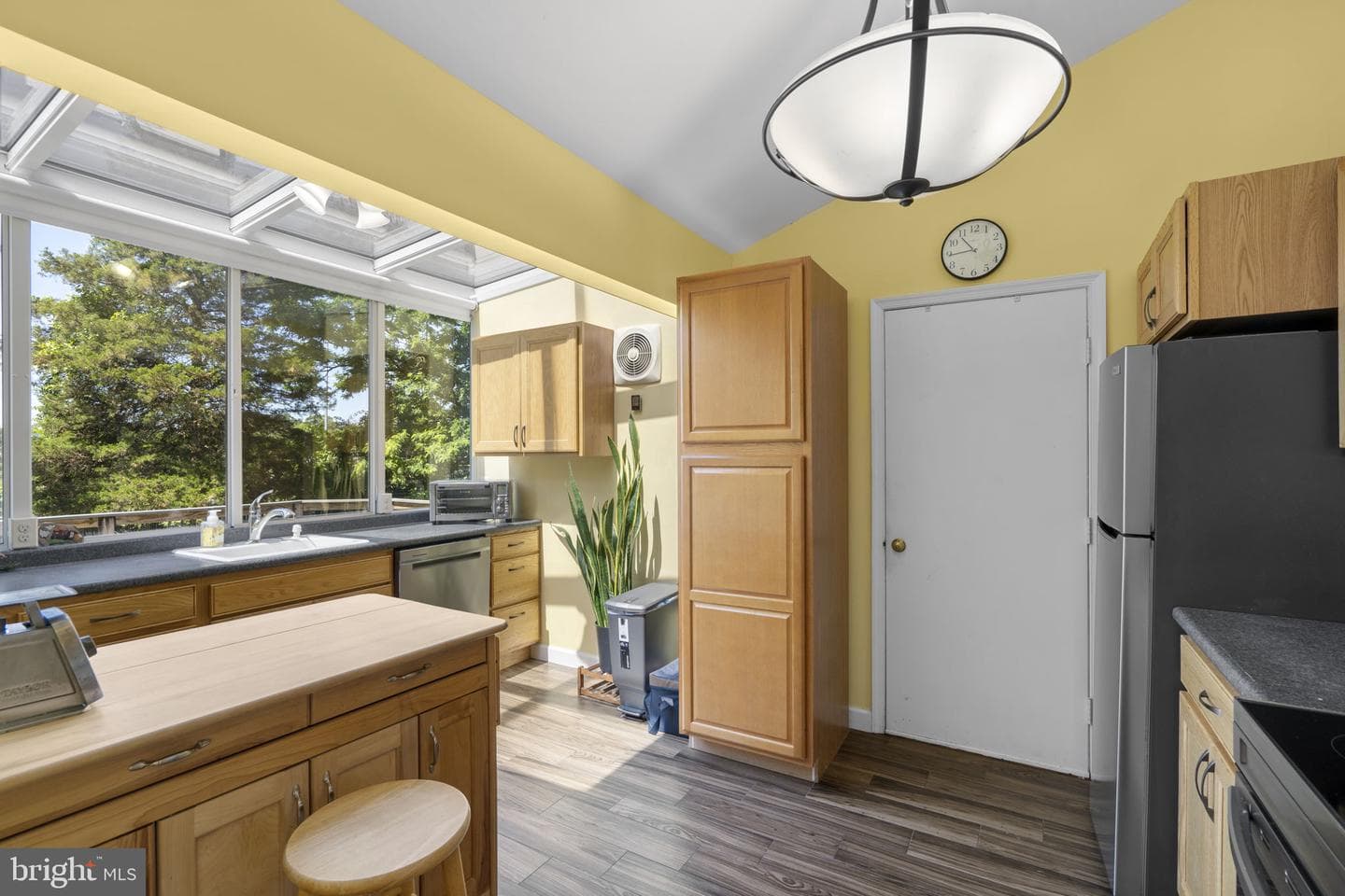 12241 Parkstream Terrace photo 2