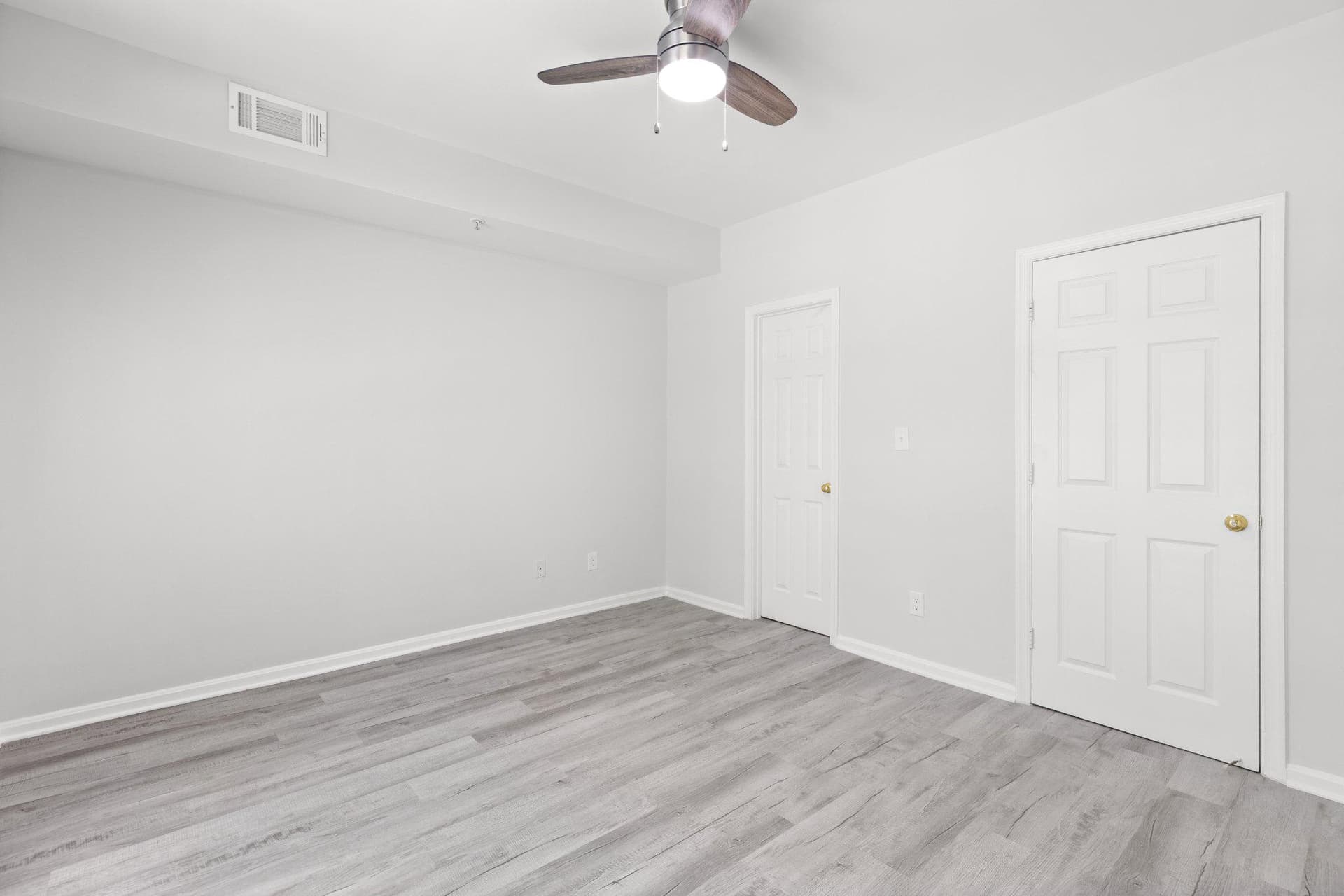 1318 Garden Wall Circle #213 photo 15