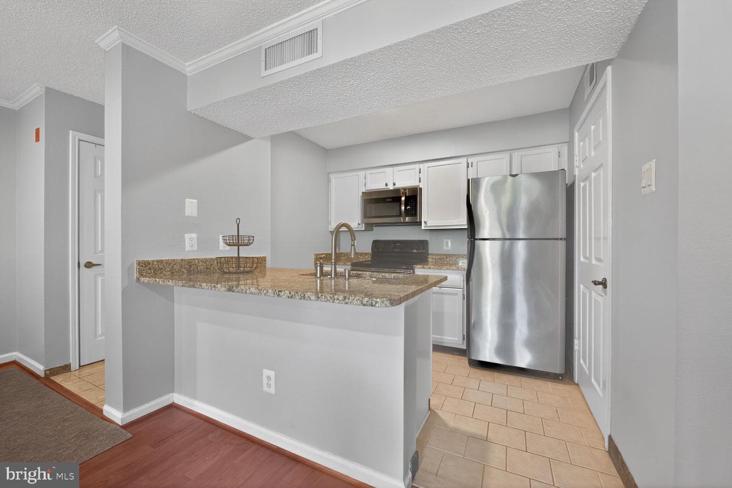 1524 Lincoln Way #416 photo 10