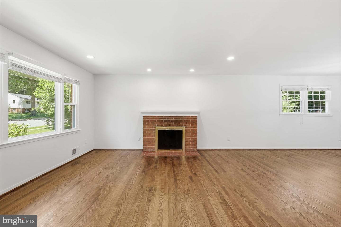 5609 Sedgwick Lane photo 7