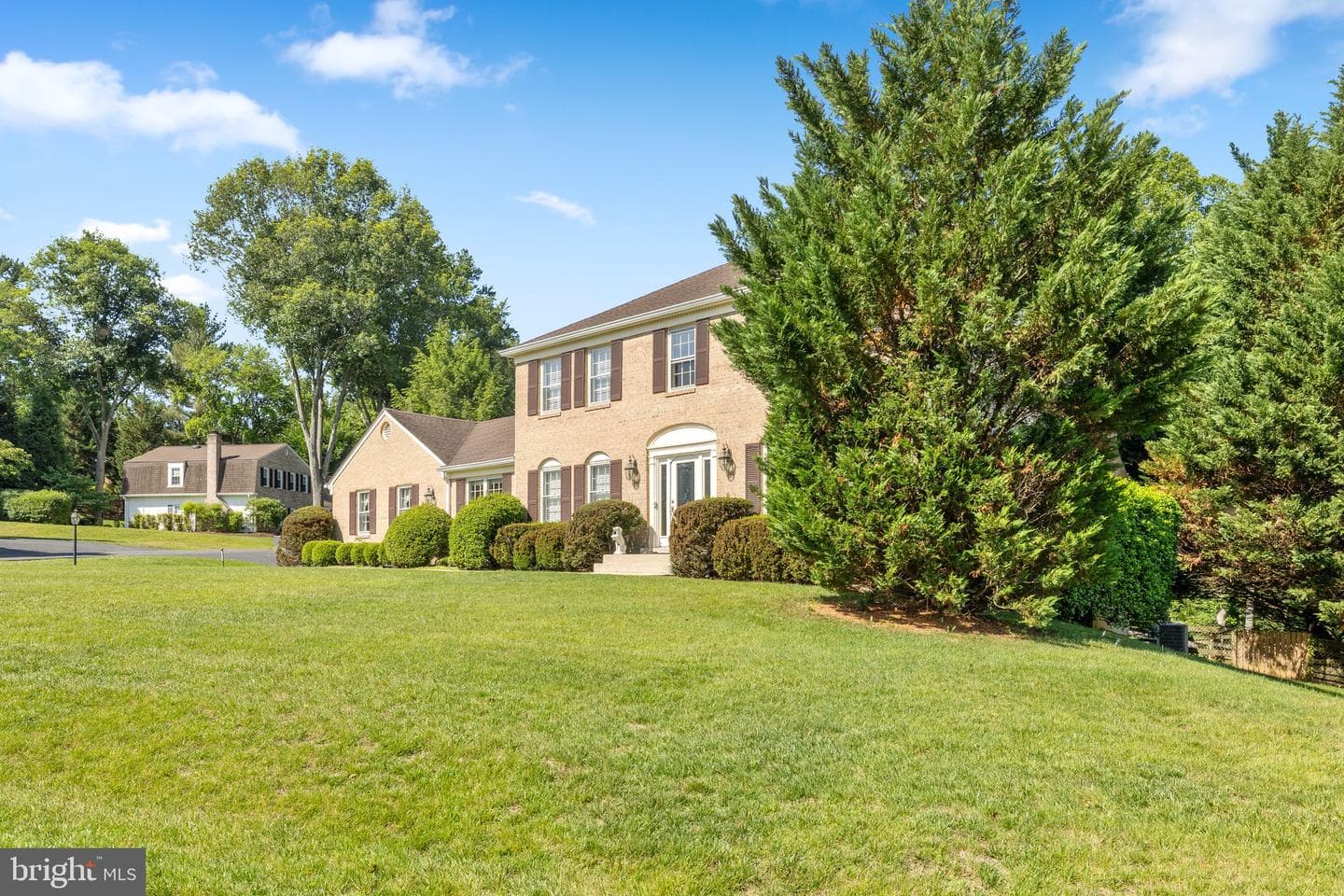 1416 Rosewood Hill Dr photo 3