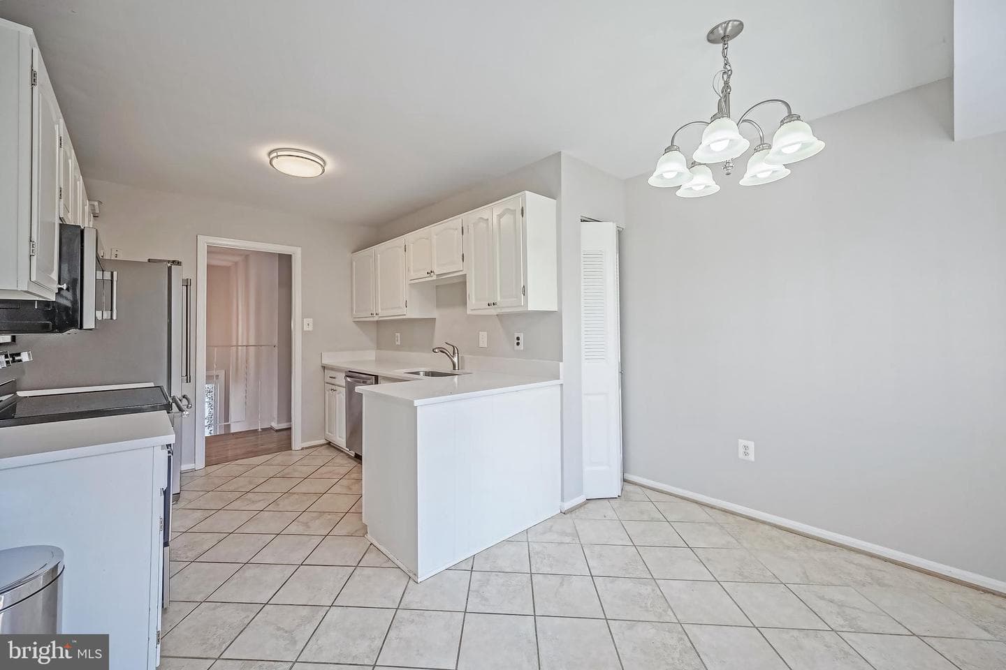 5539 Shooters Hill Lane photo 11