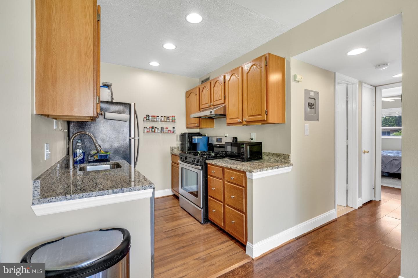 4943 Americana Drive #d-102 photo 9