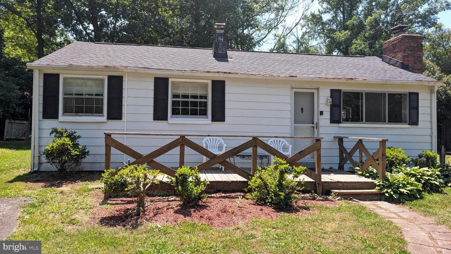 6497 Windham Avenue photo 4