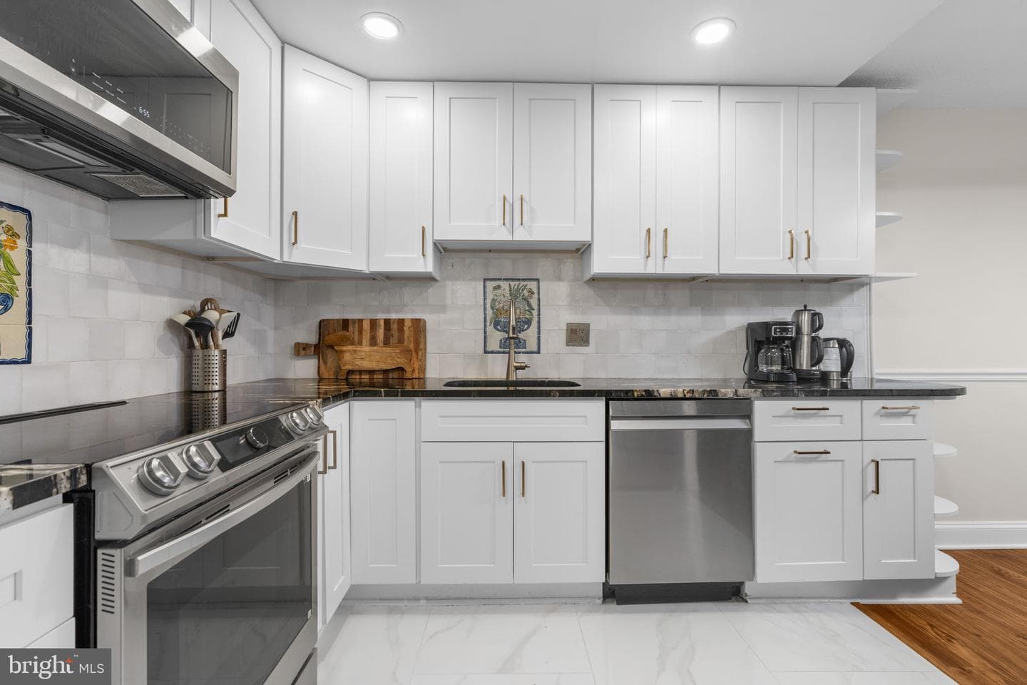 7721 Tremayne Place #204 photo 12