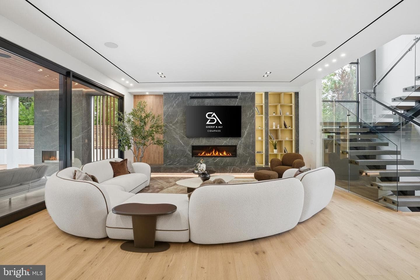 1803 Dumbarton Street photo 22