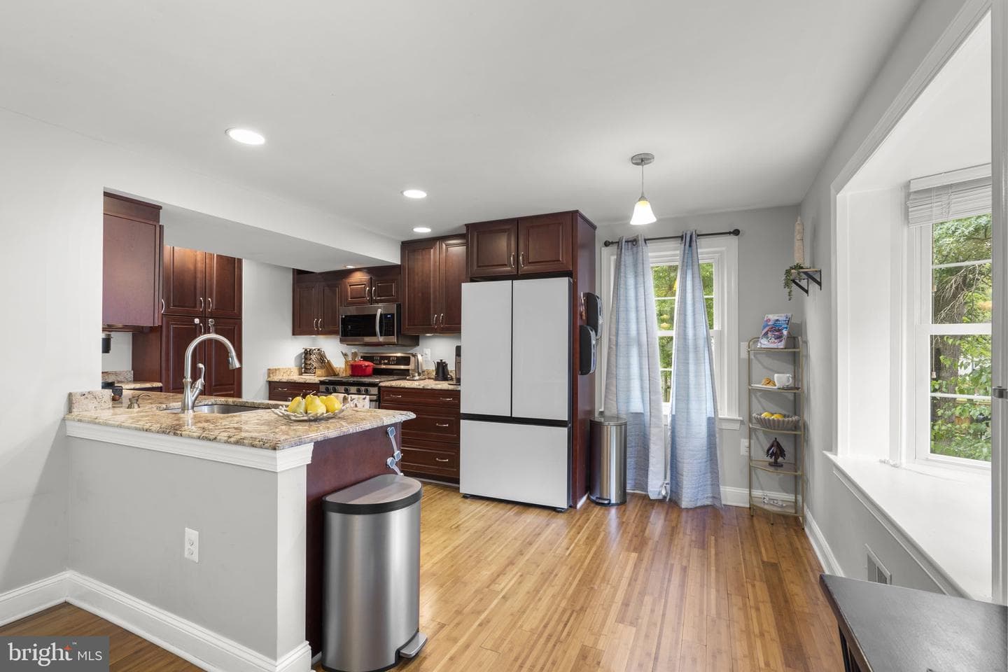 7927 Central Park Circle photo 13