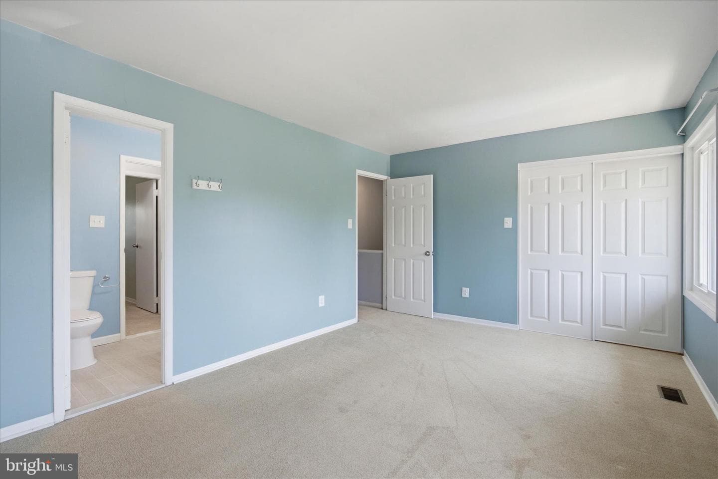 1105 Freshrain Court photo 16