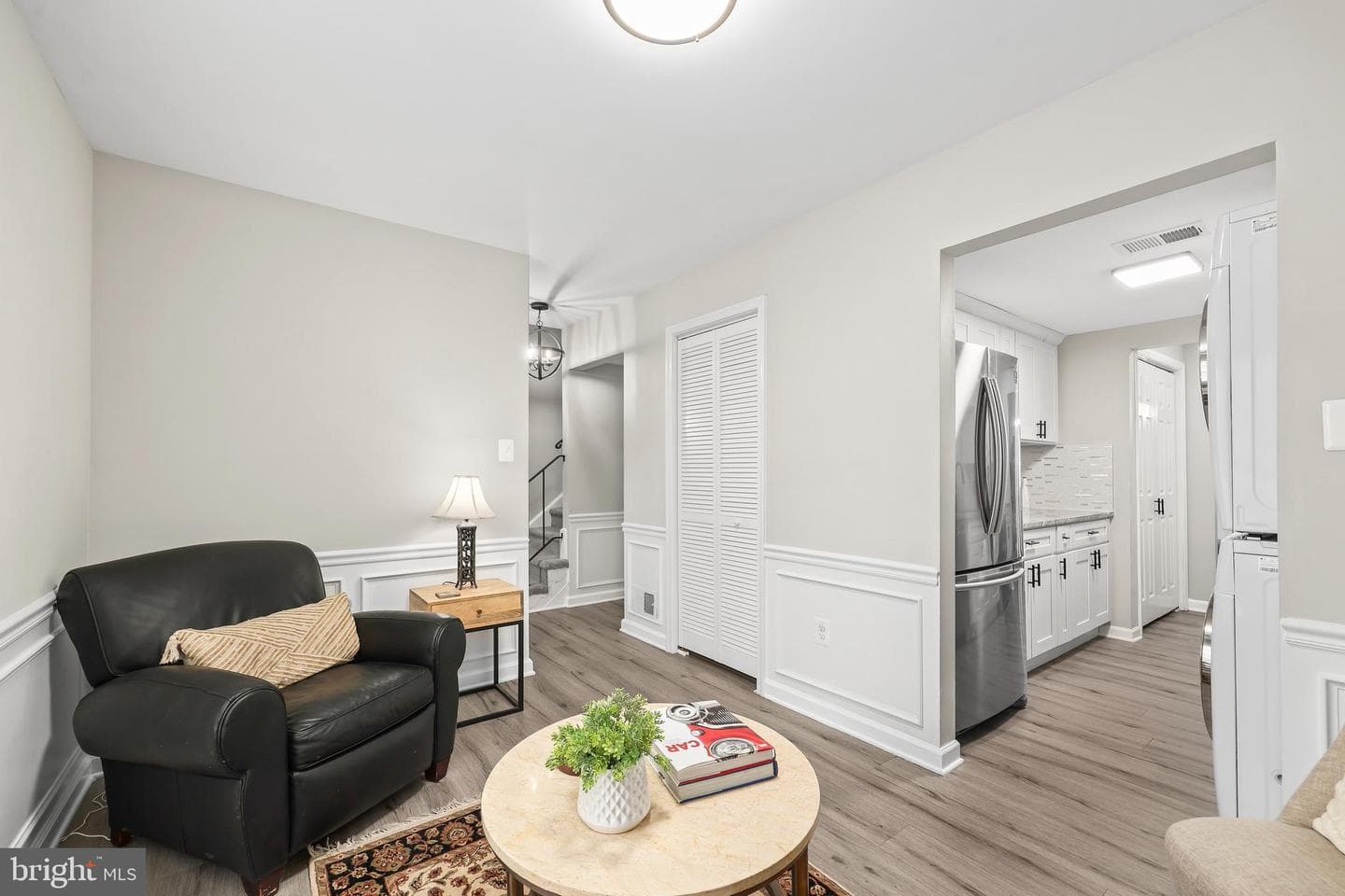 6426 Silver Ridge Circle photo 3
