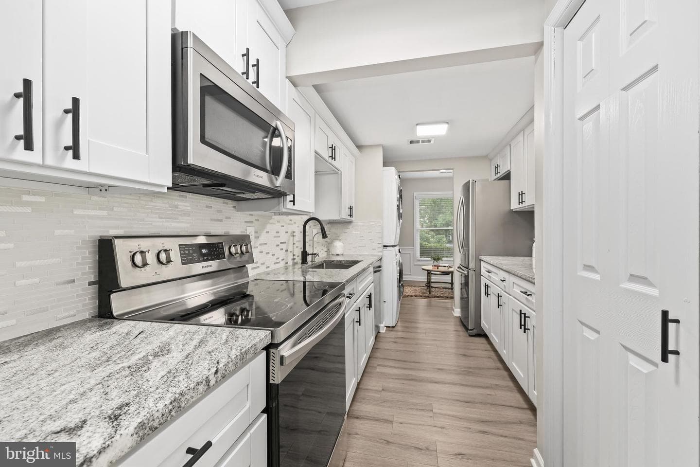 6426 Silver Ridge Circle photo 5