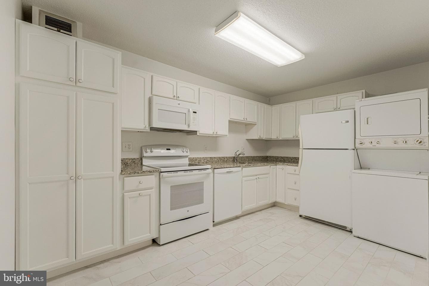 8380 Greensboro Drive #719 photo 24