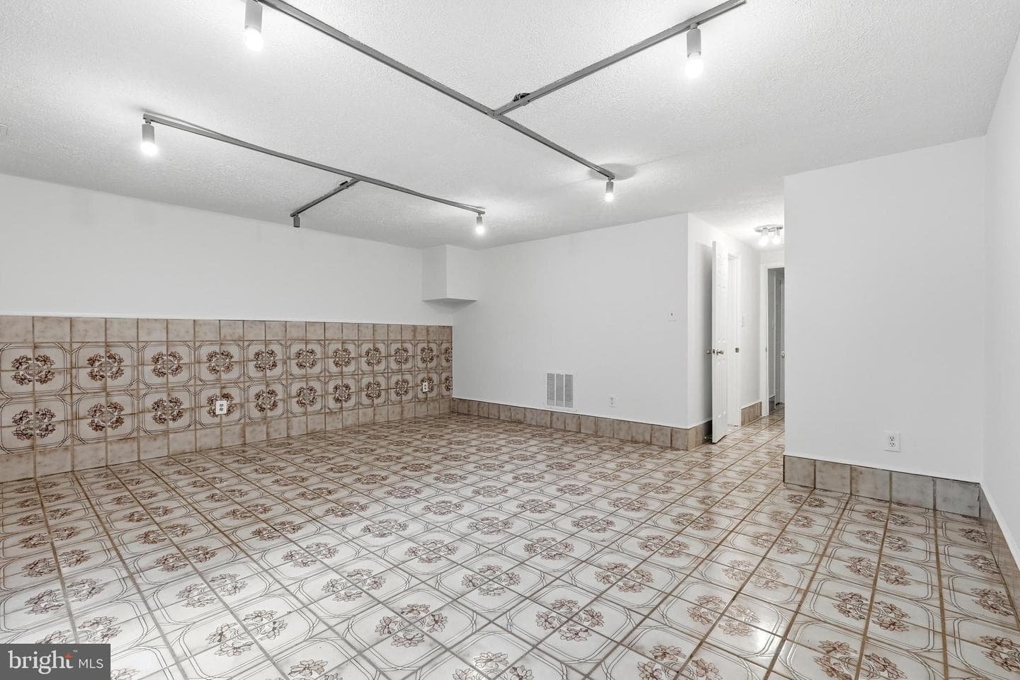 14314 Watery Mountain Court photo 31