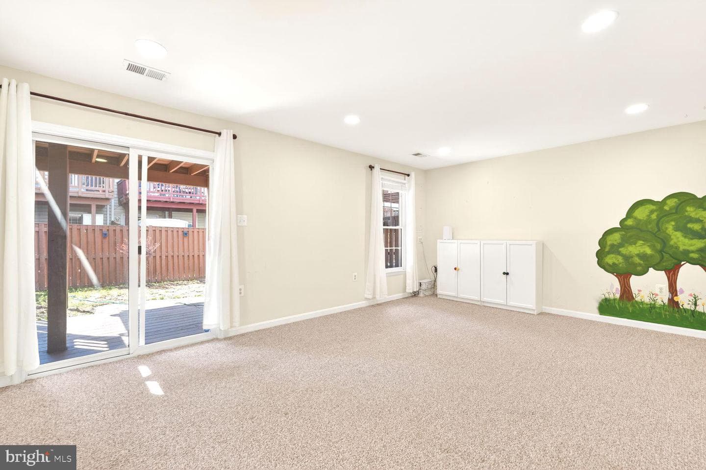 7025 Bentley Mill Place photo 28