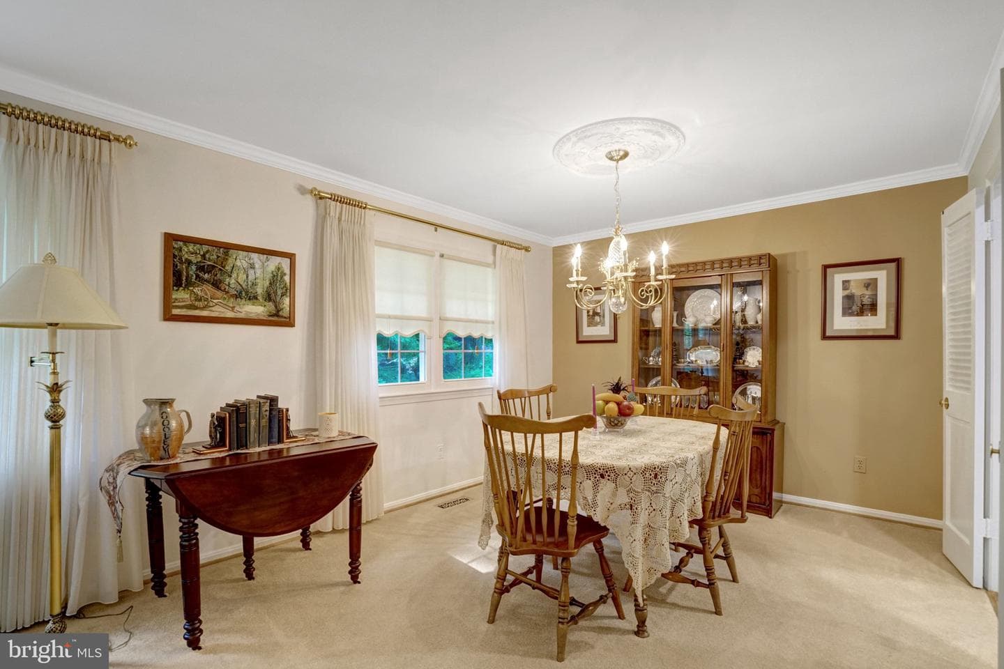 8422 Georgian Way photo 28
