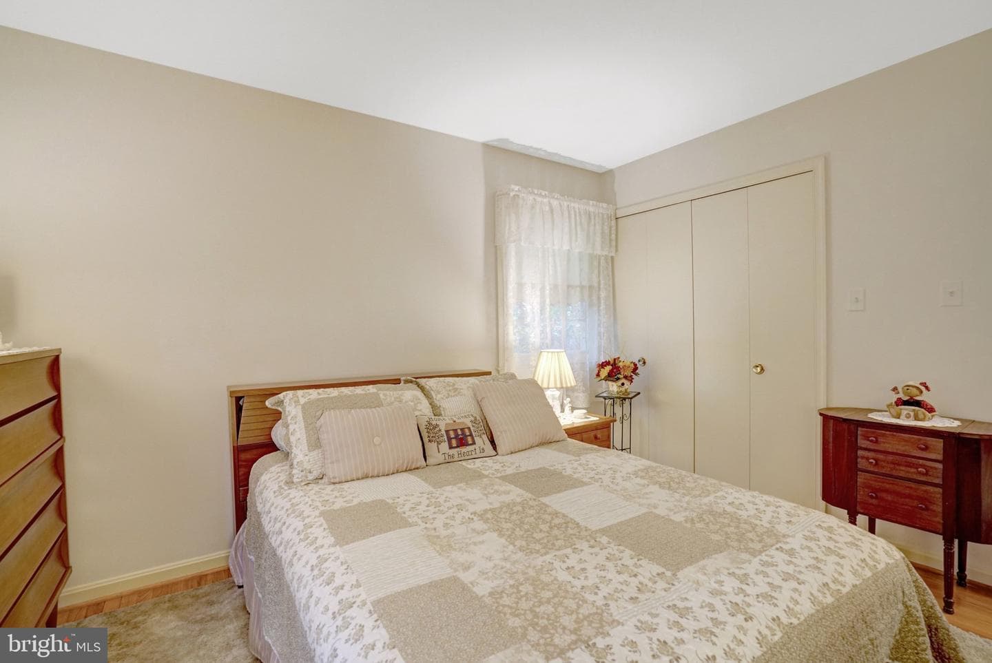 8422 Georgian Way photo 44