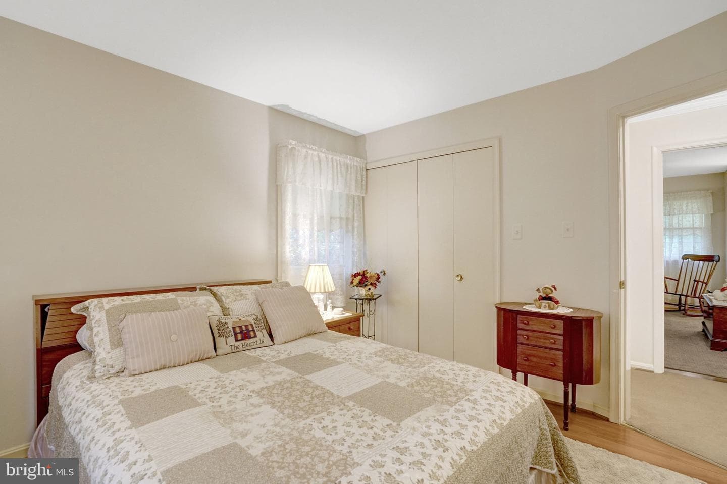 8422 Georgian Way photo 45
