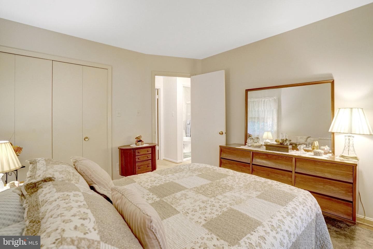 8422 Georgian Way photo 46