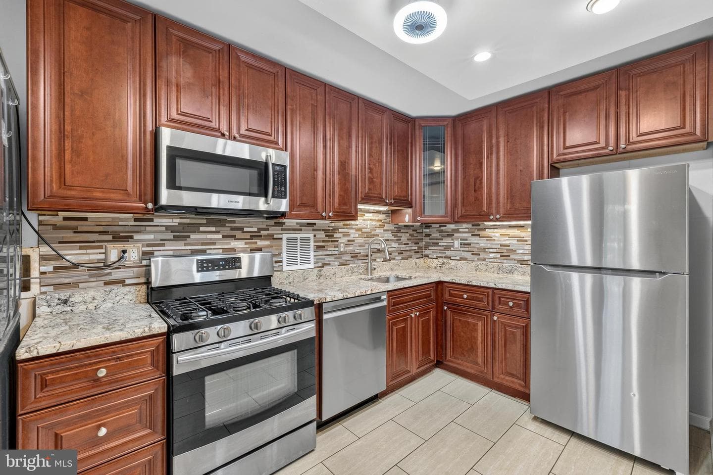 3701 S George Mason Drive #206n photo 3