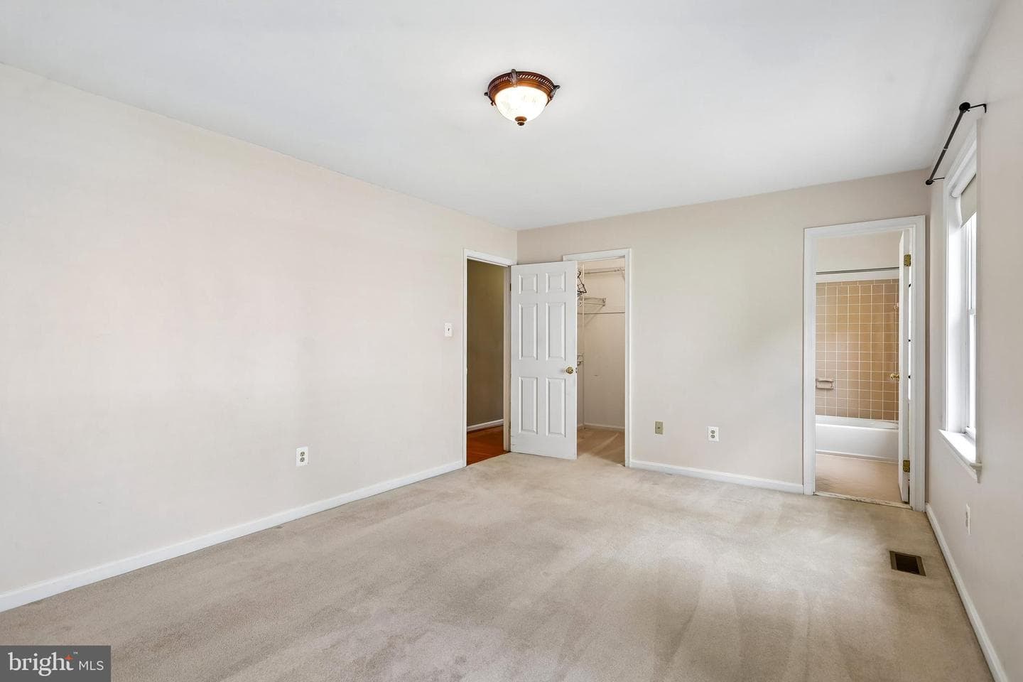 15204 General Stevens Court photo 11