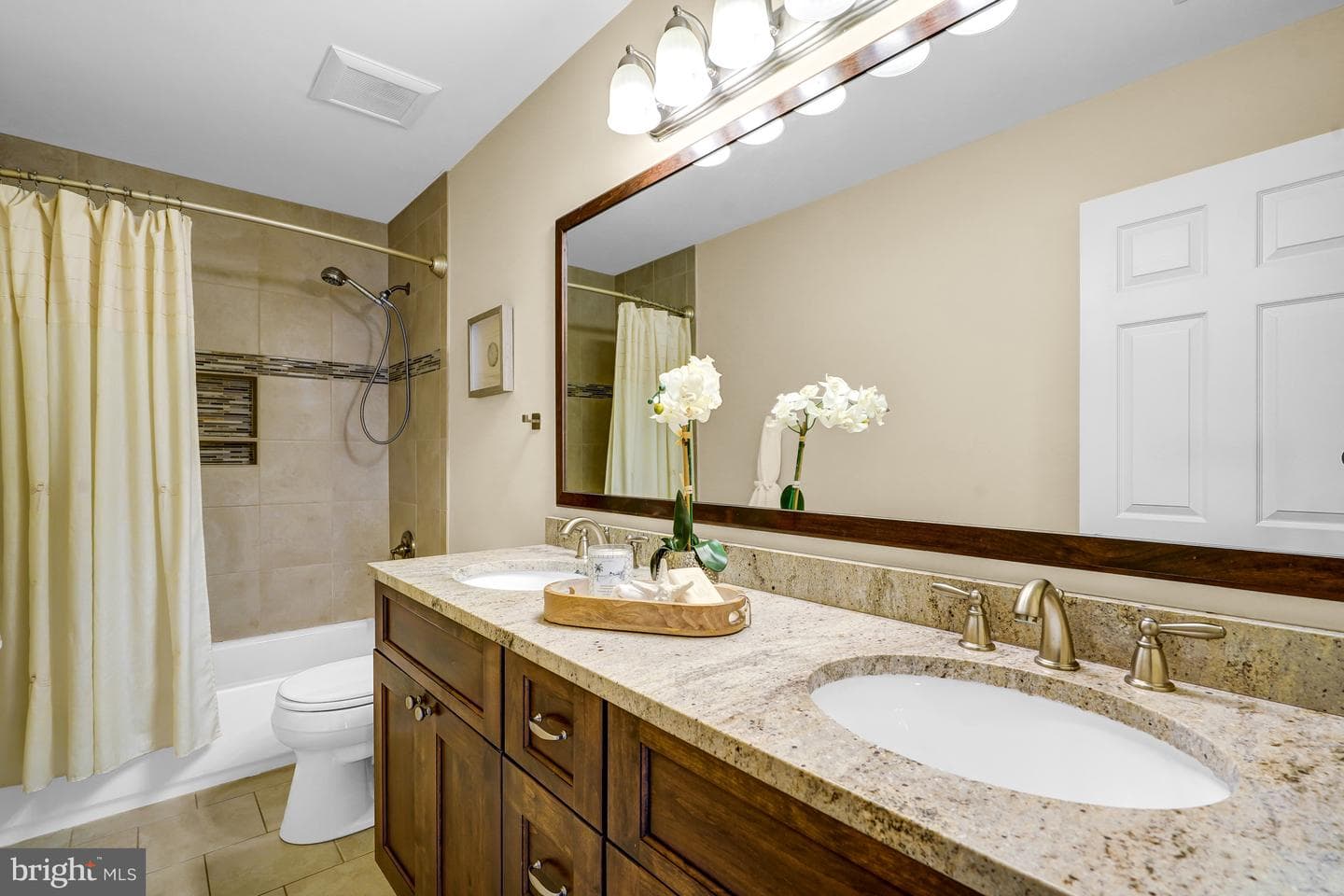 2515 Halterbreak Court photo 31