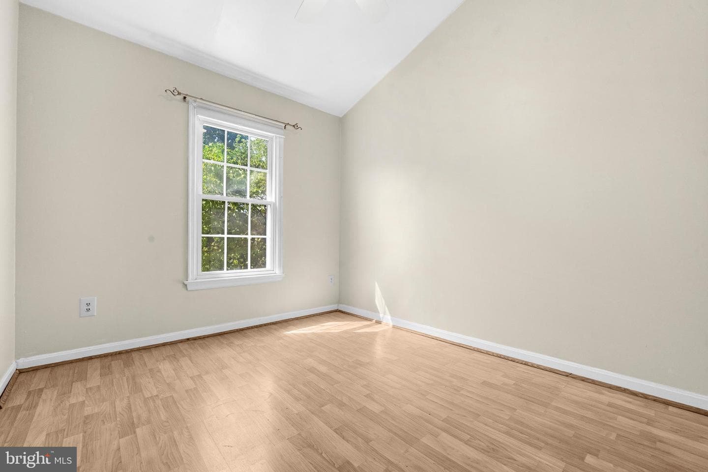6016 Rockton Ct photo 20