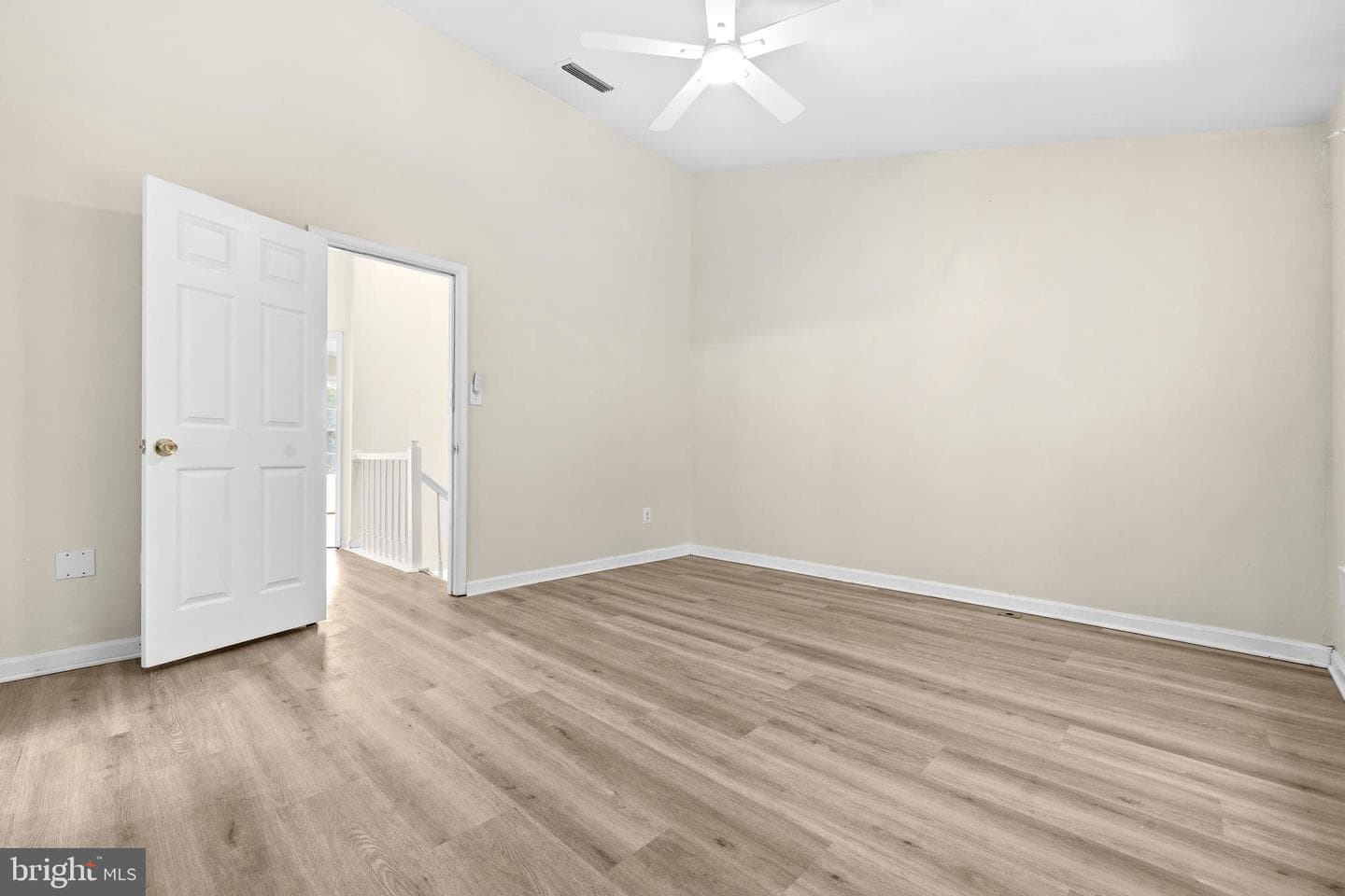 6016 Rockton Ct photo 23