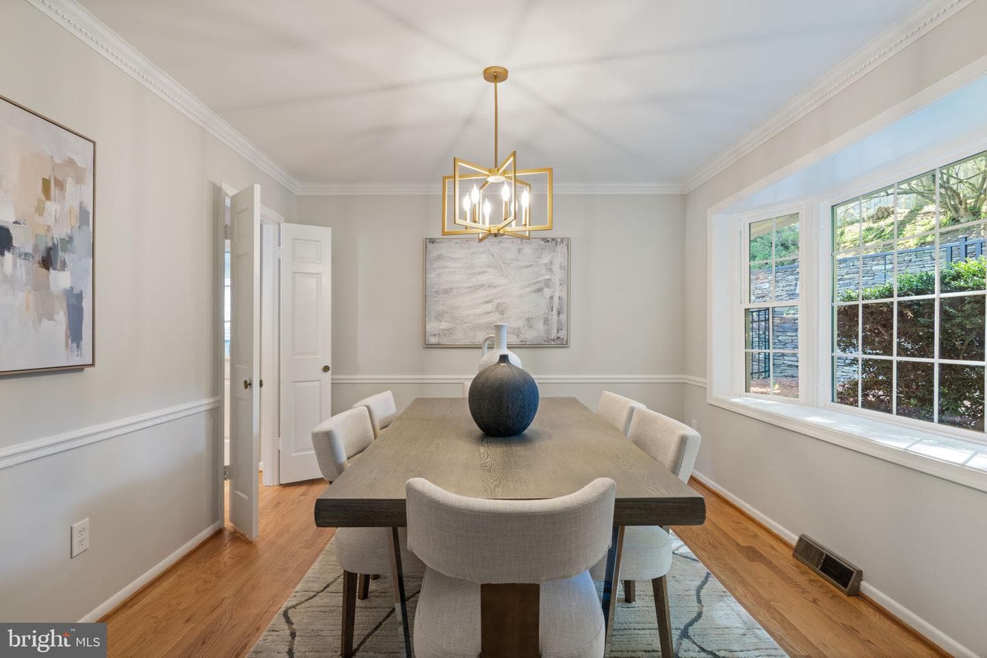 9713 Rhapsody Drive photo 4