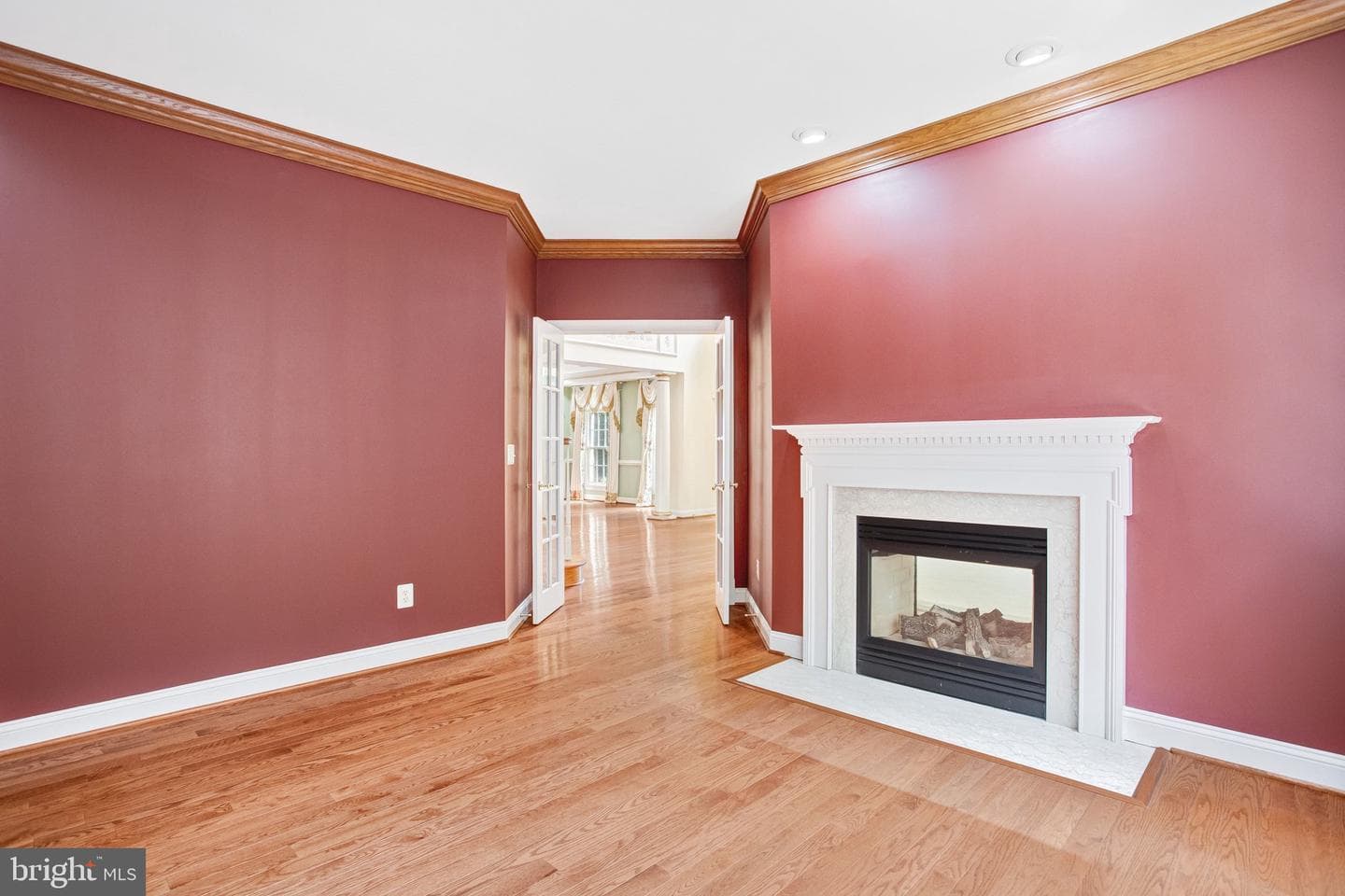 8261 Roseland Drive photo 21