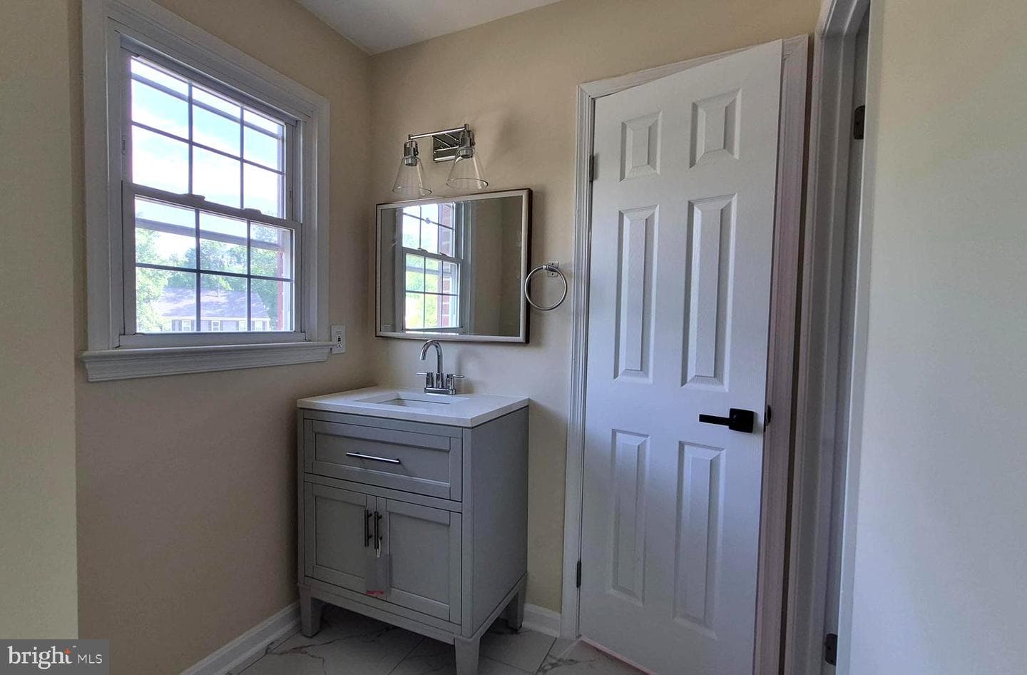 7106 Snug Harbor Ct photo 24