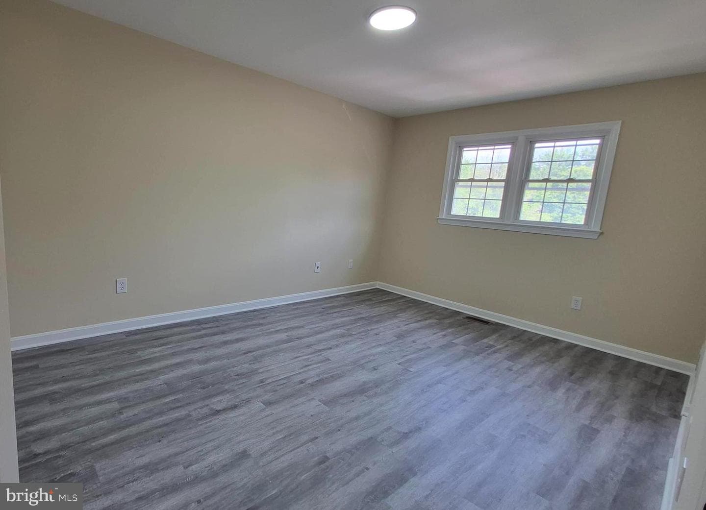 7106 Snug Harbor Ct photo 27