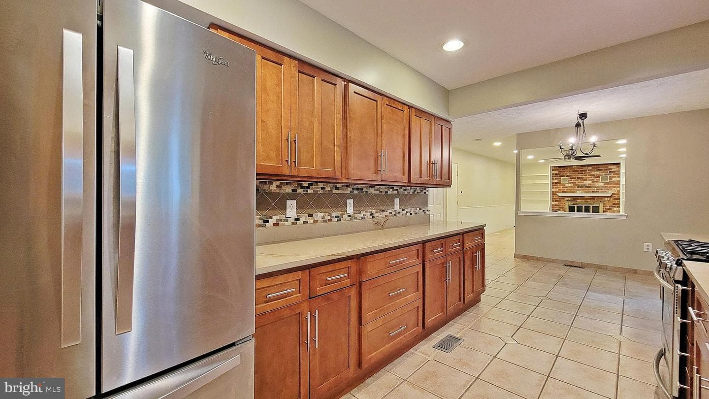 5908 Oakland Park Drive photo 12