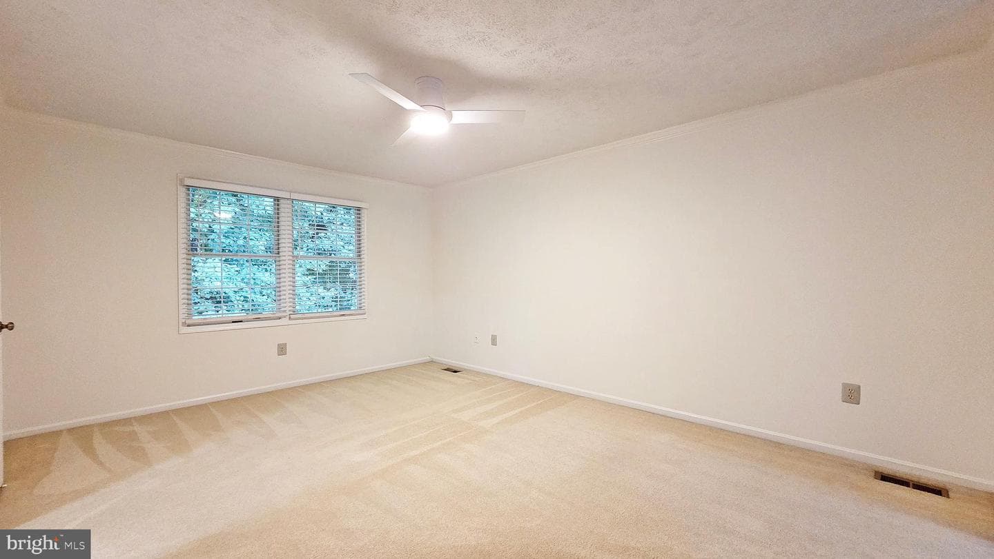 5908 Oakland Park Drive photo 31