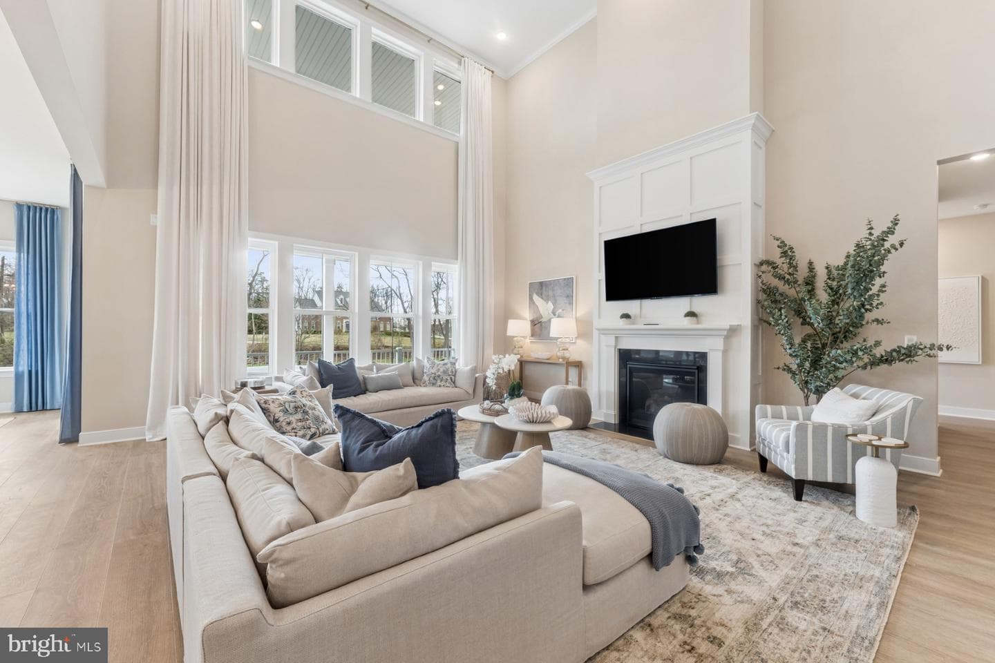 9504 Norma Dean Court photo 5