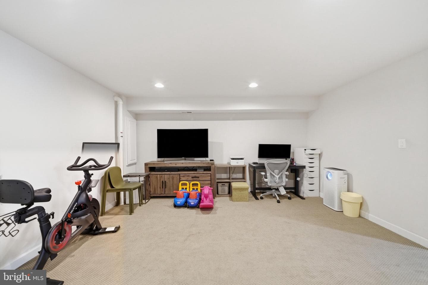 9251 Wood Violet Court photo 33