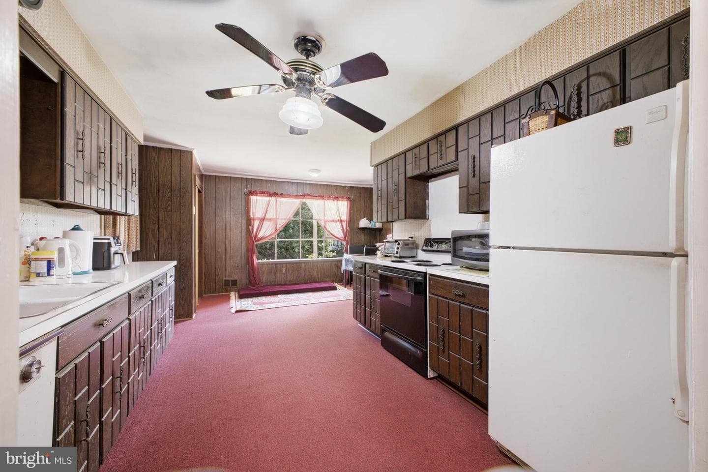 1558 Mary Ellen Court photo 6