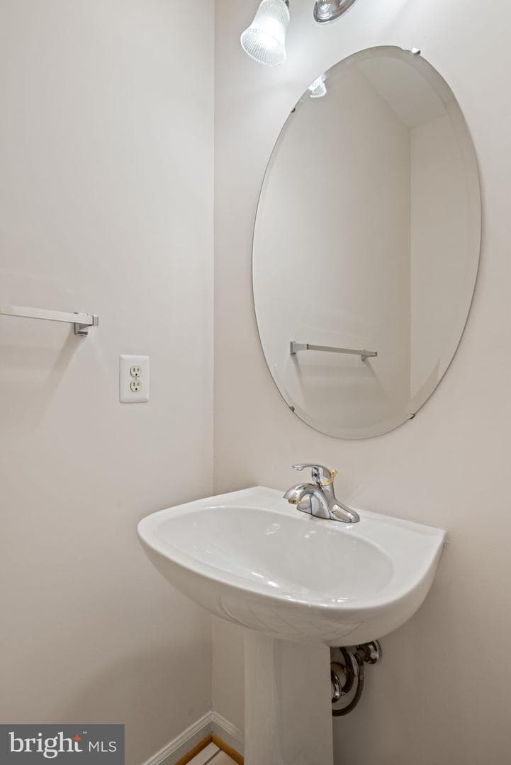 13280 Maple Creek Lane photo 24