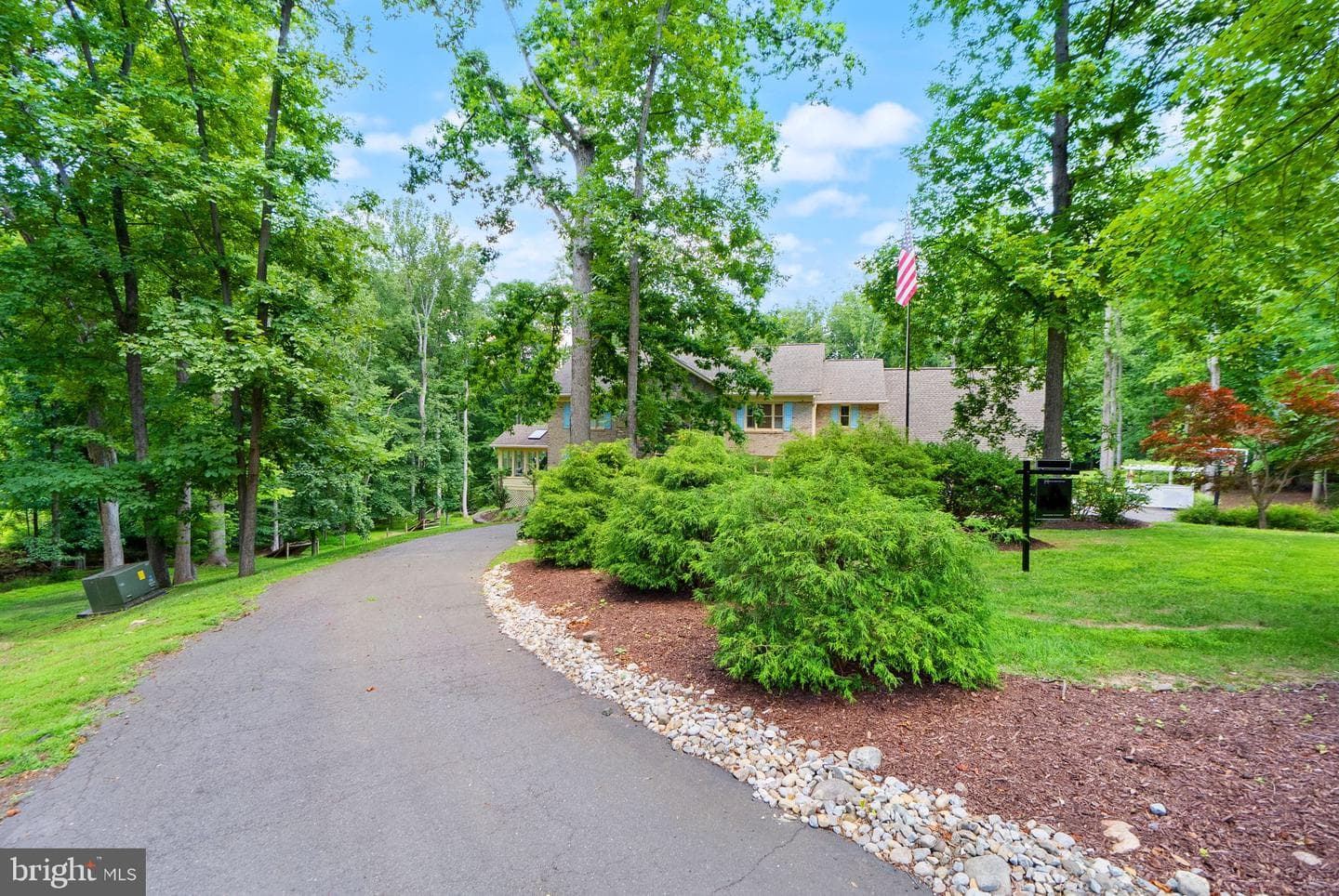 431 Olympia Way photo 5