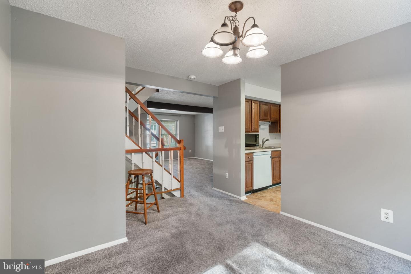 8164 Curving Creek Court photo 10