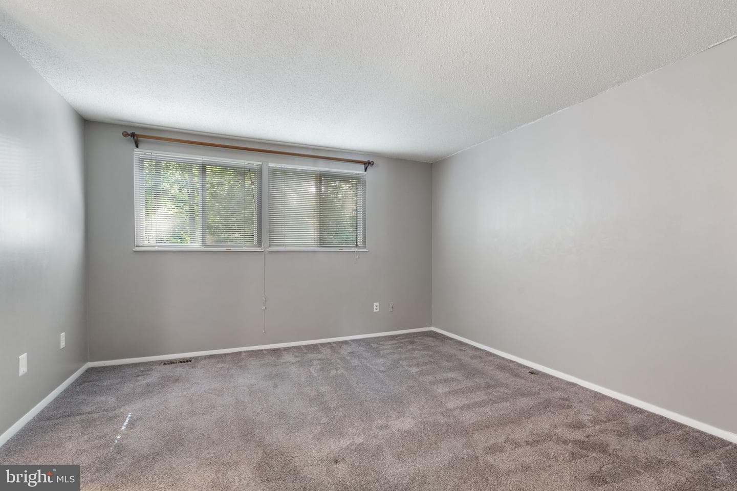 8164 Curving Creek Court photo 13