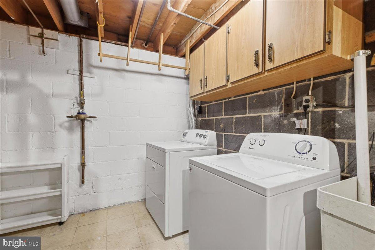 5526 Hollins Lane photo 24