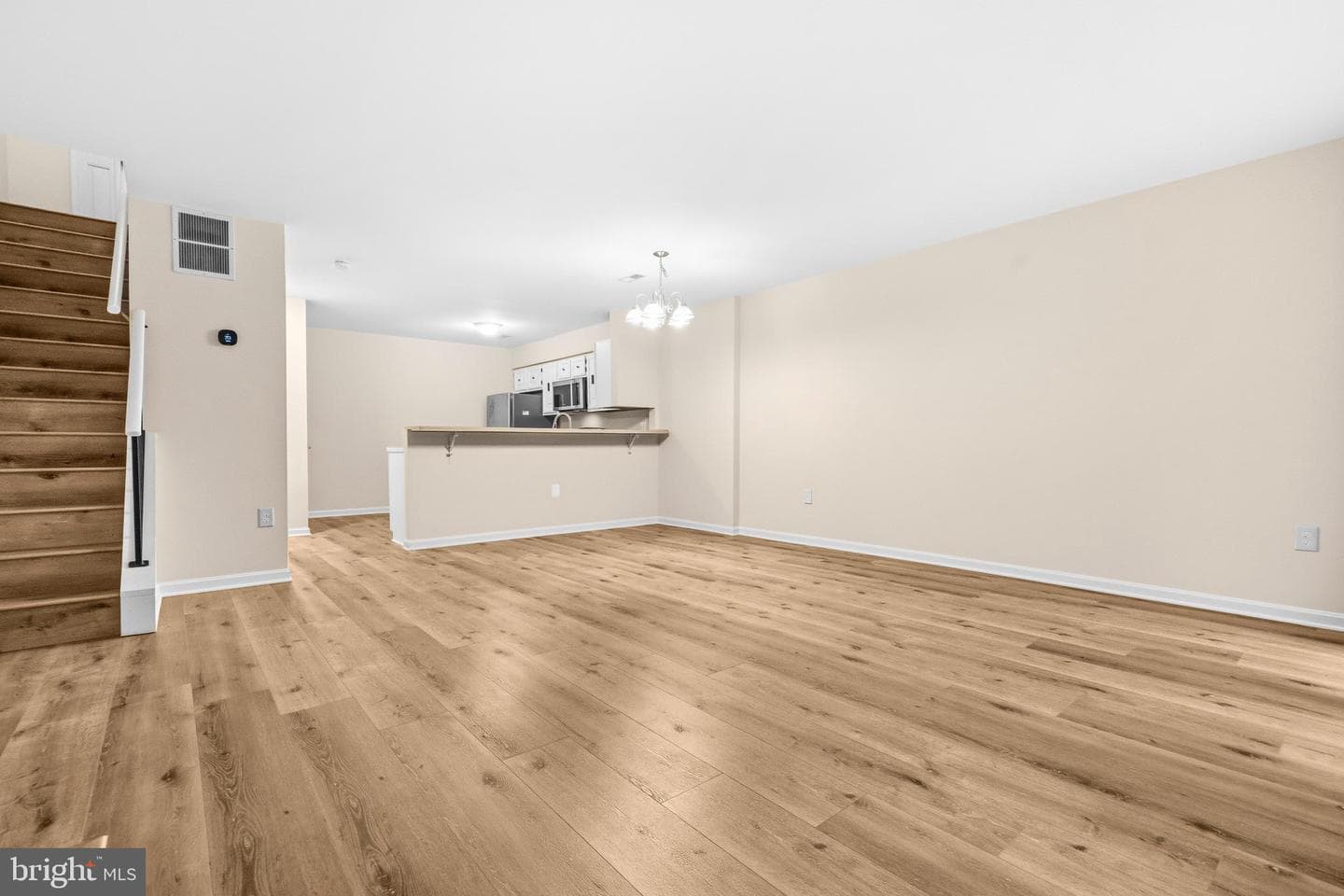 3770 Madison Lane photo 8