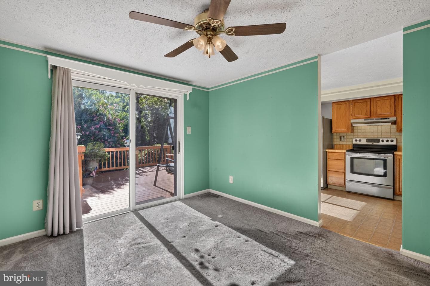 6109 Gardenia Court photo 10