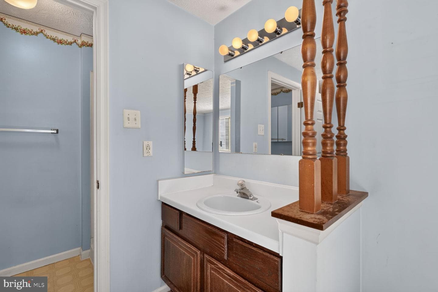 6109 Gardenia Court photo 16