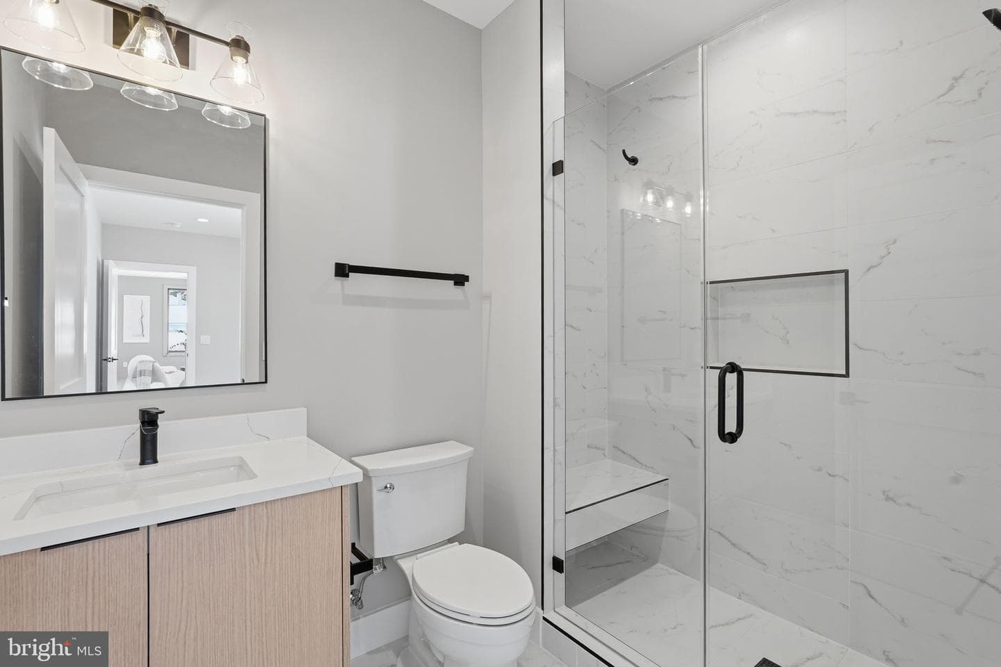 6913 Berkeley St photo 54