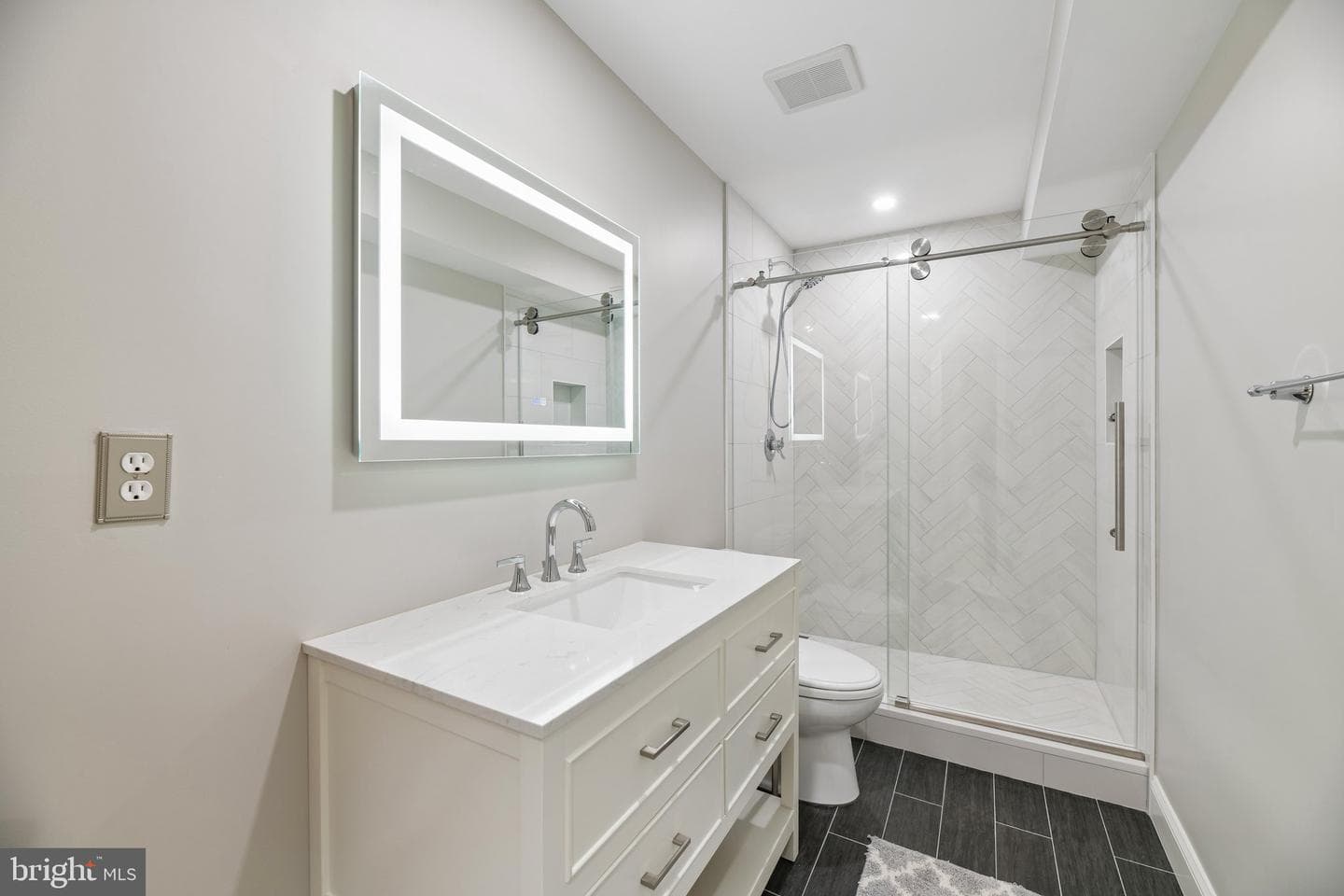 512 Seneca Green Way photo 115